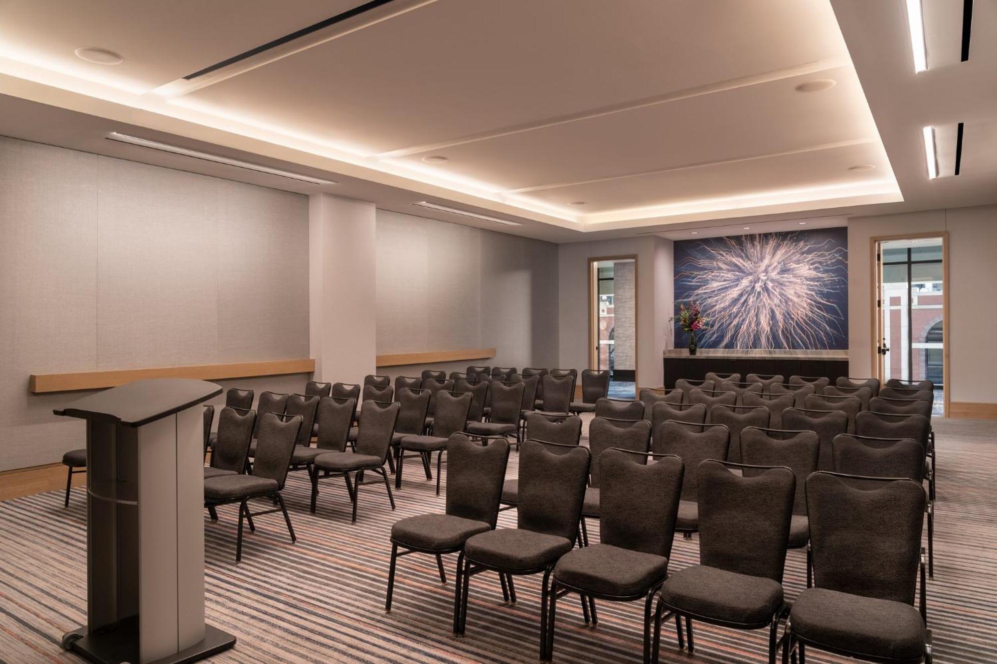 Loews Arlington Hotel ภายนอก รูปภาพ